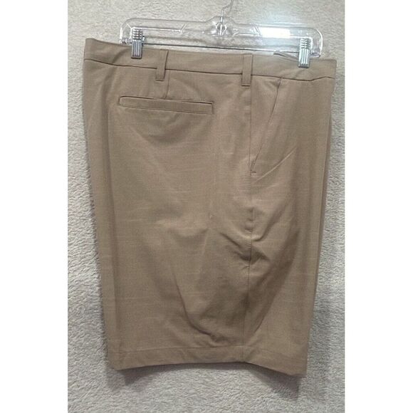 Men's Apt. 9 Premier Flex Performance Shorts, 8" Inseam, Size 42, Beige  NWT - Picture 6 of 13